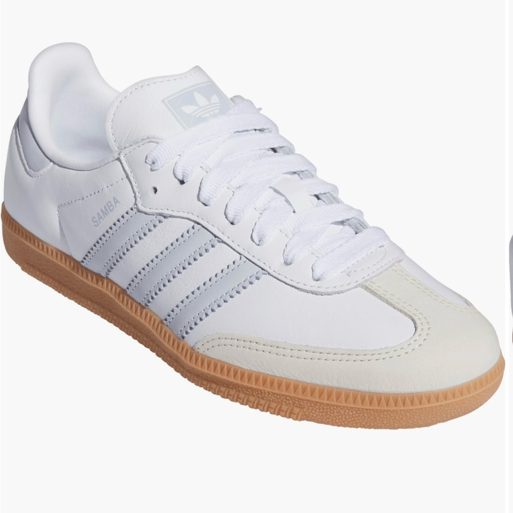 Women’s samba adidas sneakers 7.5 w 6.5 m white halo blue
